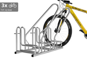 Stojan na 3 bicykle s rámom na uzamykanie IQ, pozinkovaný